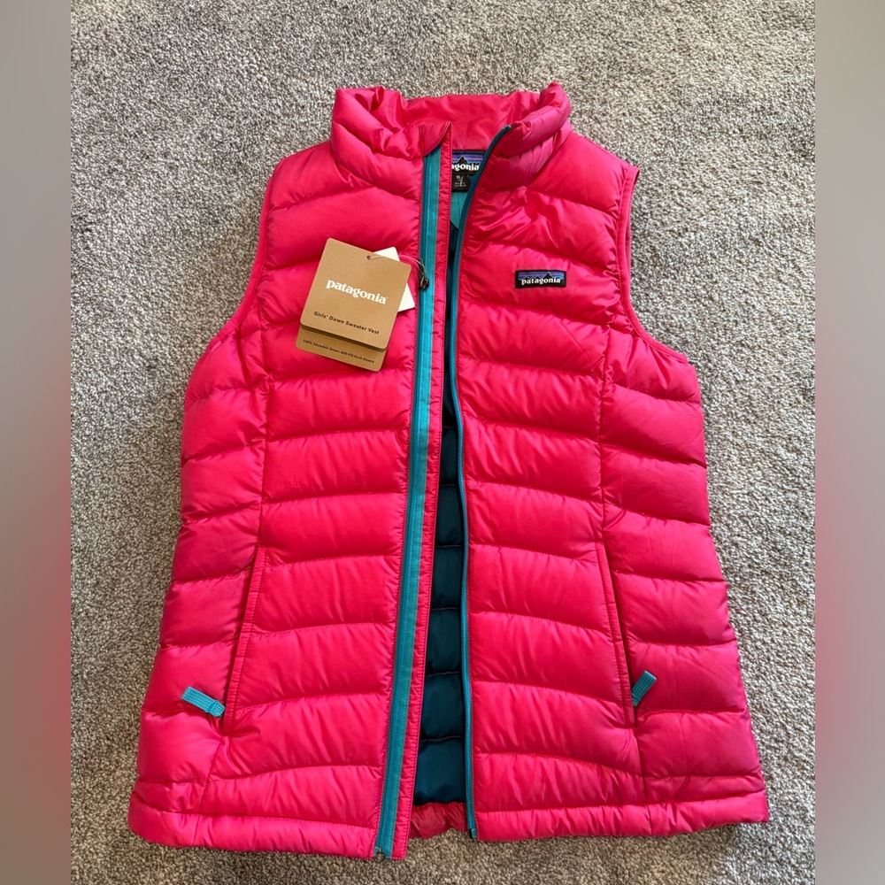 NWT Hot Pink and Teal Girls XL 14 Patagonia vest